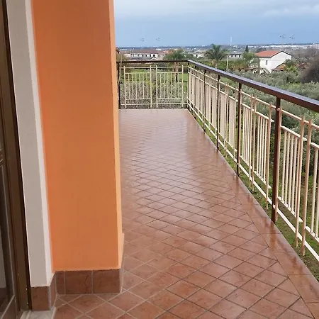 Apartment Via Degli Elleni - 2 *